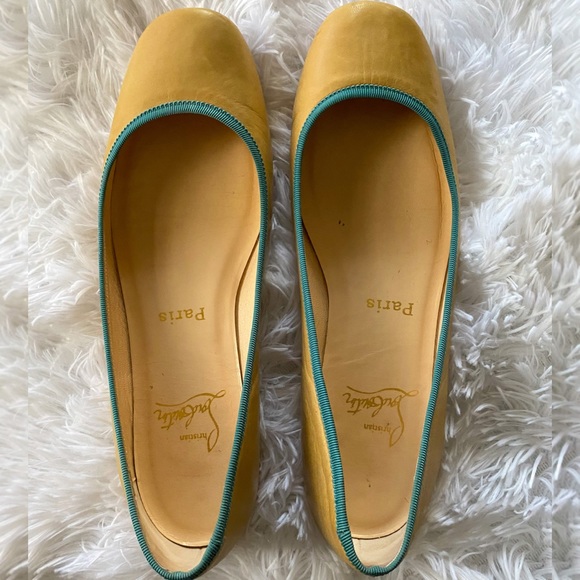 Christian Louboutin Nude Square Toe Ballet Flats - Picture 4 of 8